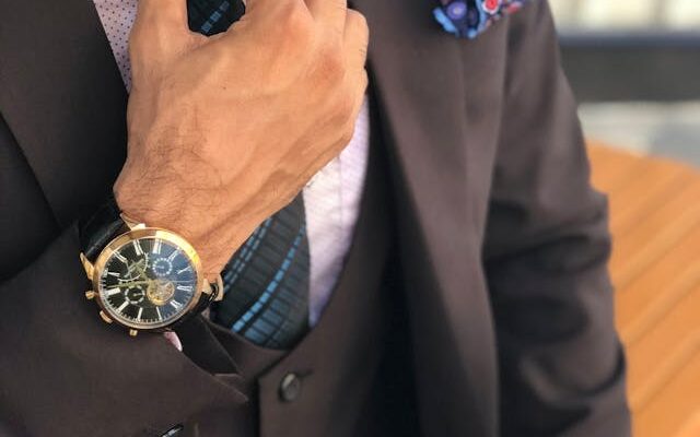SRA Warns Public Over Fake Law Firm Featuring Suits Character