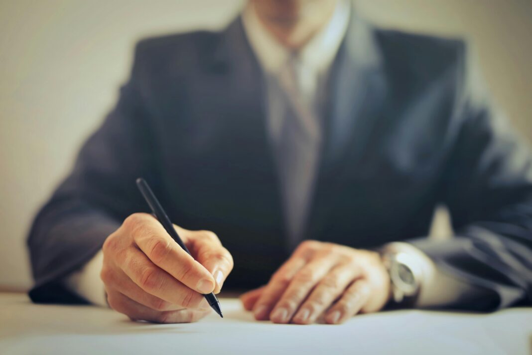 CF Law fined £16,880 by SRA over AML failings