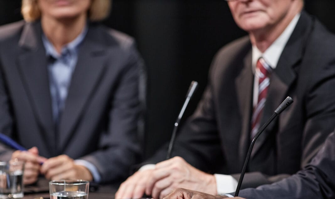 Scottish Law Firms Campaign for Non-Lawyer Ownership