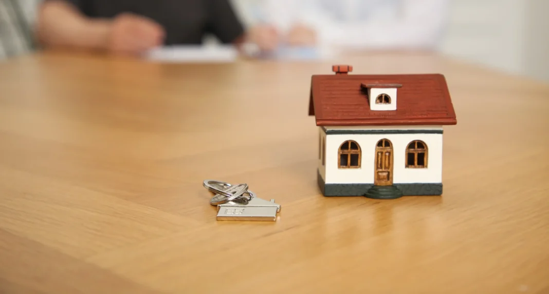 Conveyancing Complaints Rise as Ombudsman Highlights Issues